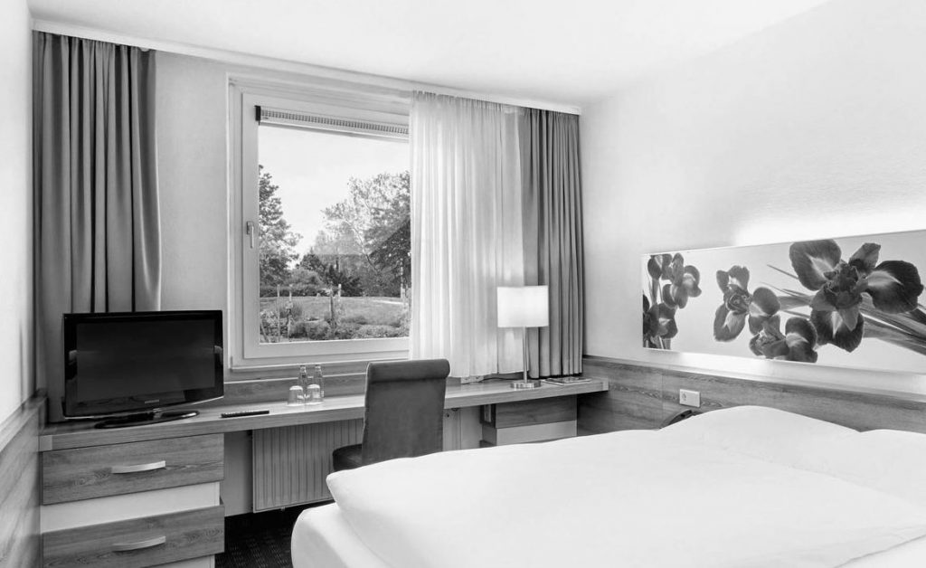 H+ Hotel Frankfurt Airport West Parken innatex.de